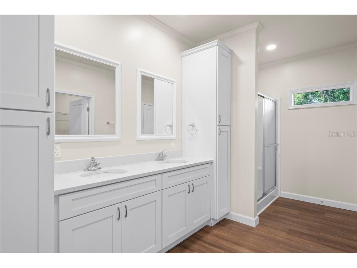 1851 13th Street S Saint Petersburg FL 33705 TB8423934 image12