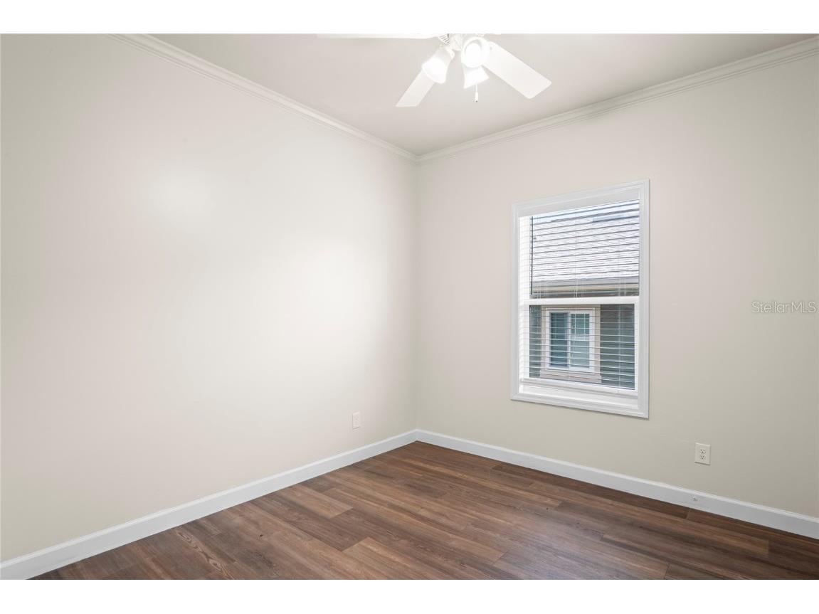 1851 13th Street S Saint Petersburg FL 33705 TB8423934 image15