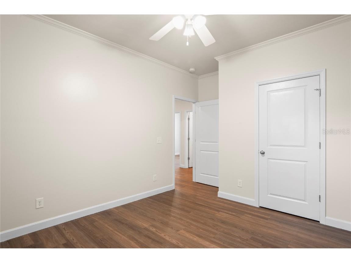 1851 13th Street S Saint Petersburg FL 33705 TB8423934 image19