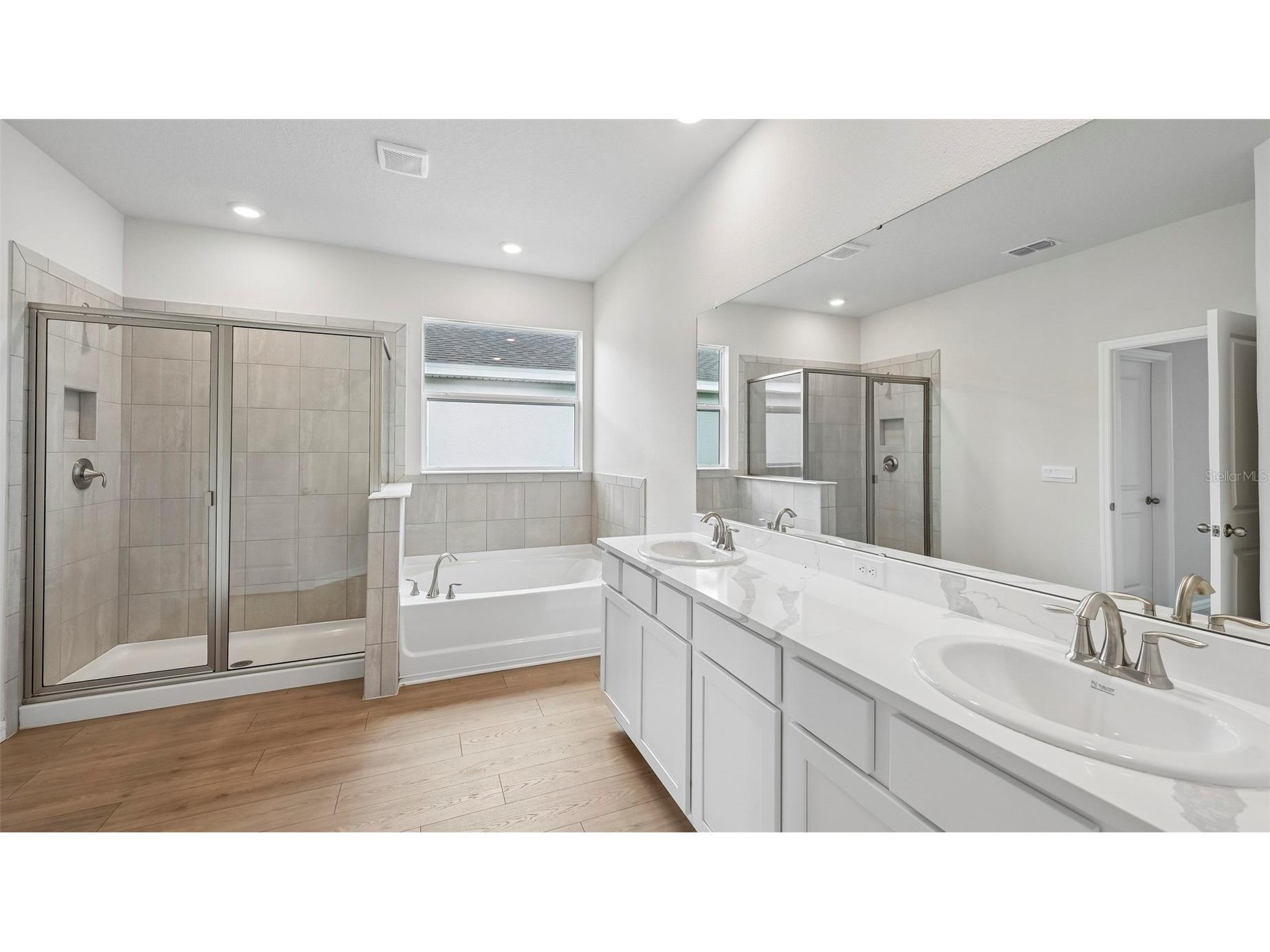 1851 Browning Loop Parrish FL 34219 A4694063 image17