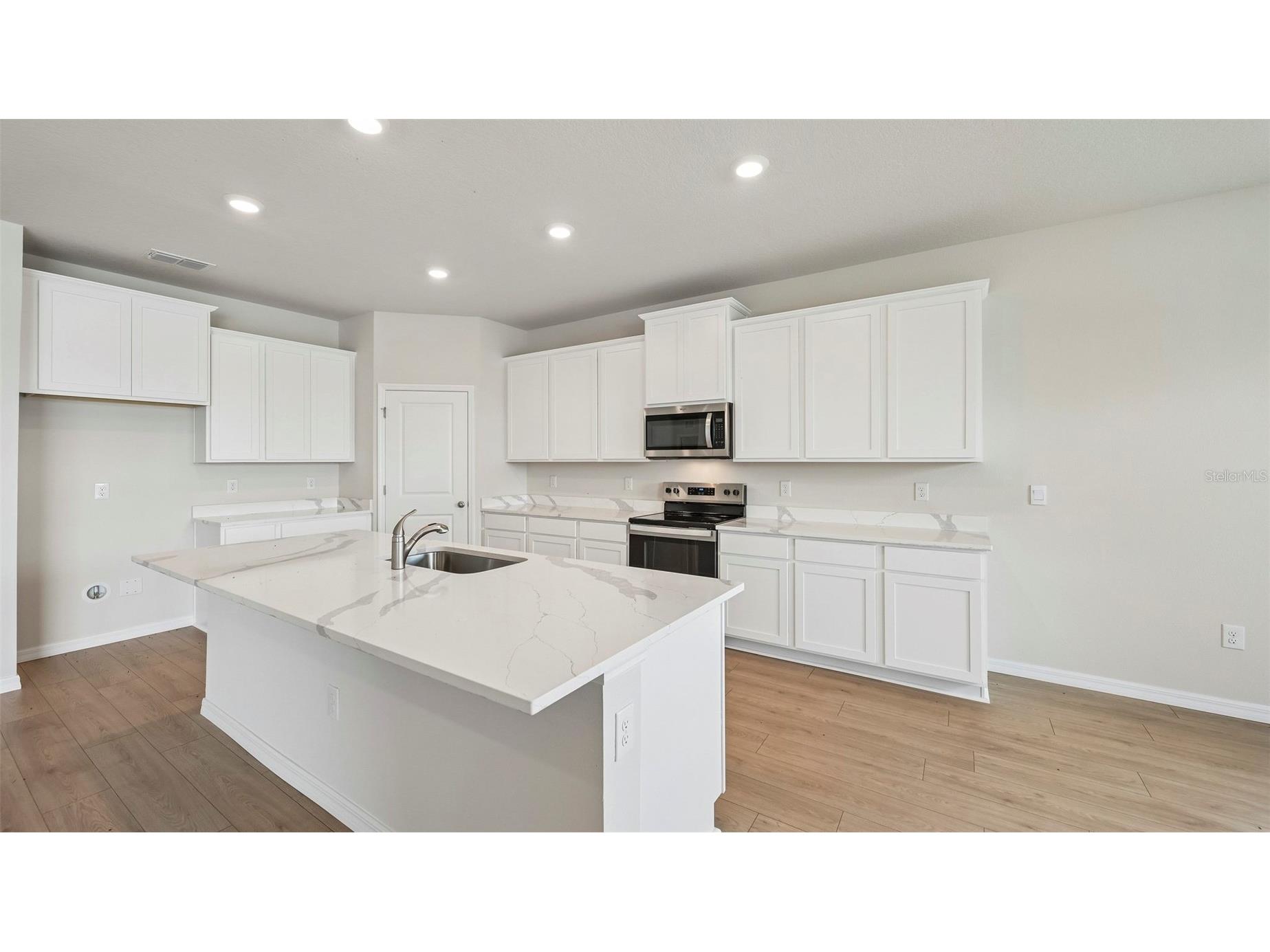 1851 Browning Loop Parrish FL 34219 A4694063 image3