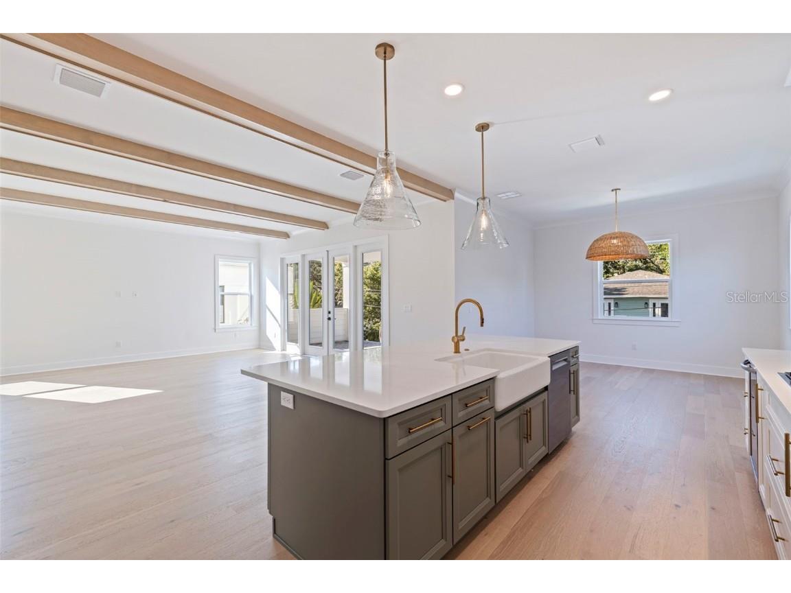 1851 Mississippi Avenue NE Saint Petersburg FL 33703 TB8449905 image14