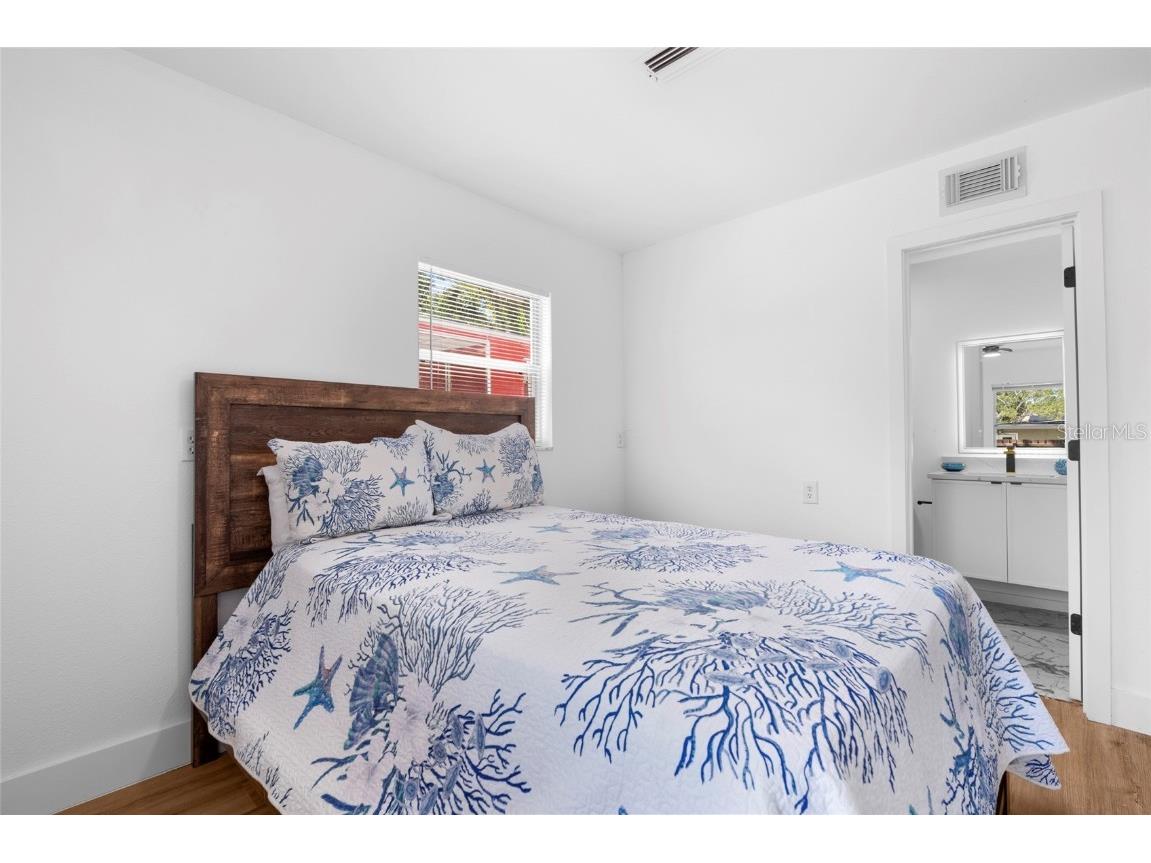 1851 Oklahoma Avenue NE Saint Petersburg FL 33703 TB8389223 image20