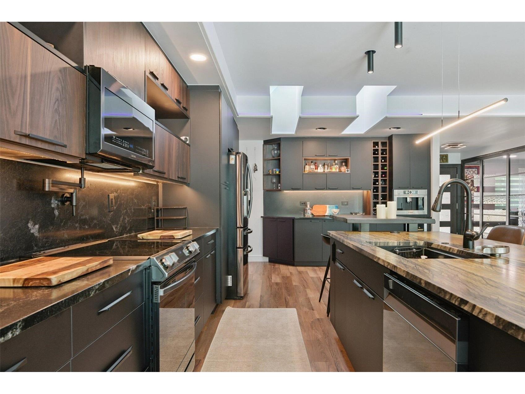 1851 Royal Oak Place E Dunedin FL 34698 O6391923 image14