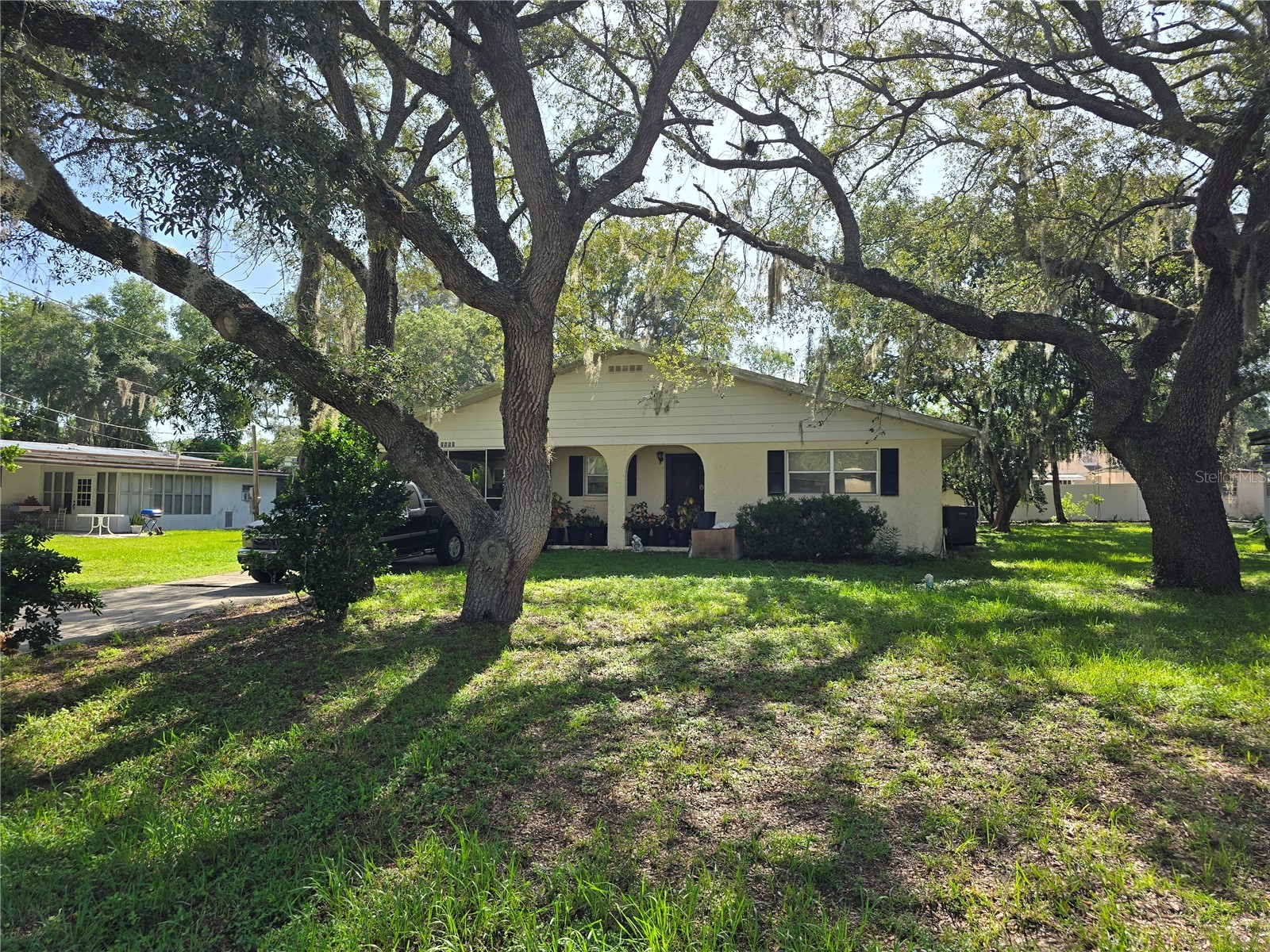 1851 SE 176th Avenue Silver Springs FL 34488 OM708298 image1