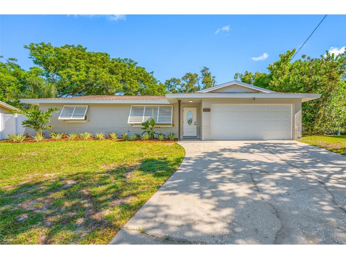 1851 Sierra Circle N Largo FL 33770 TB8416167 image1