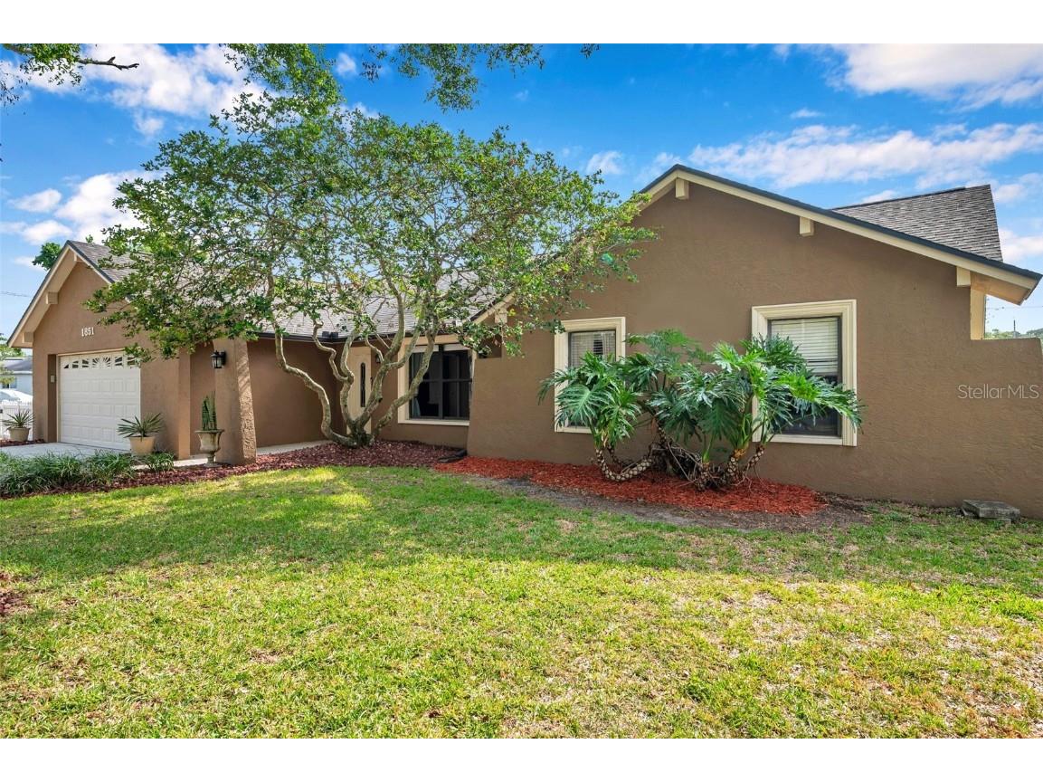 1851 Skyland Drive Clearwater FL 33759 TB8383476 image1