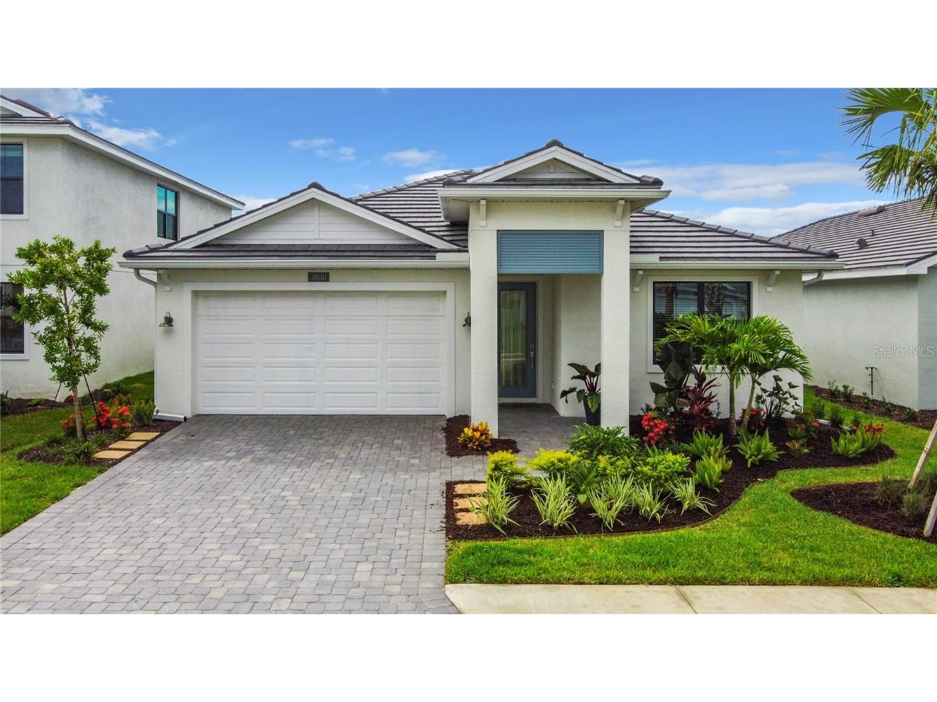 18510 Midsummer Place Venice FL 34293 A4653414 image1
