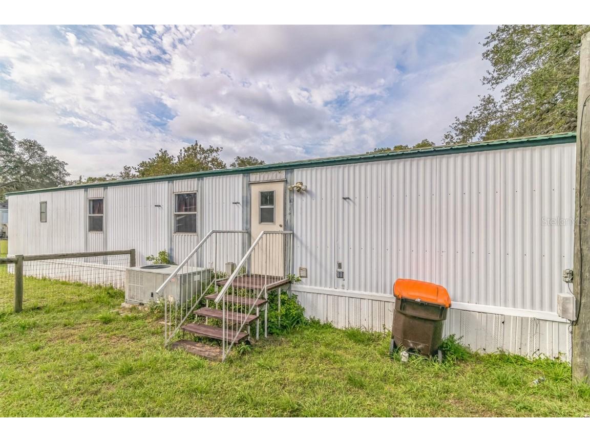 18510 SE 19th Street Silver Springs FL 34488 O6253657 image1