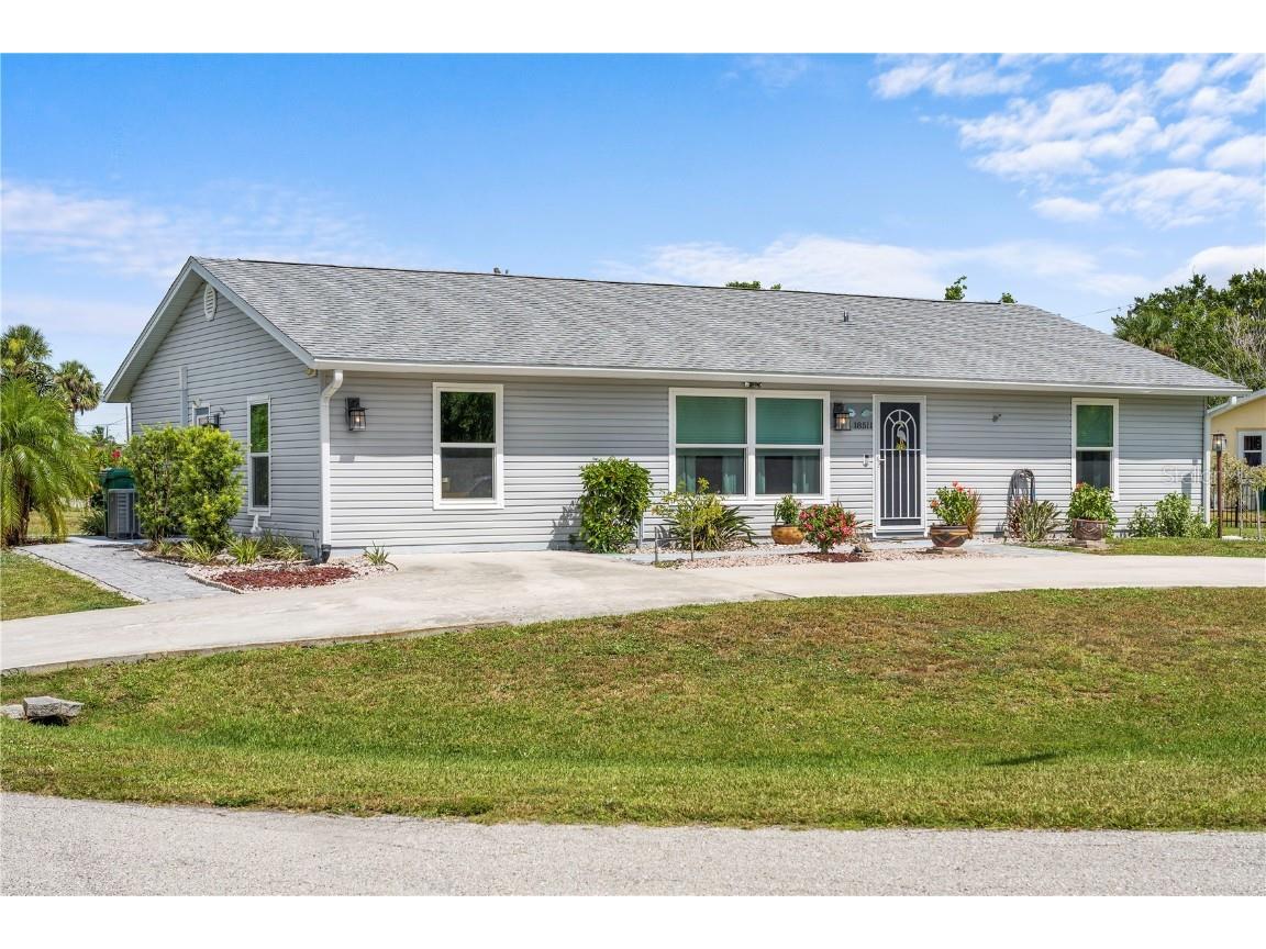 18511 Briggs Circle Port Charlotte FL 33948 C7478199 image1