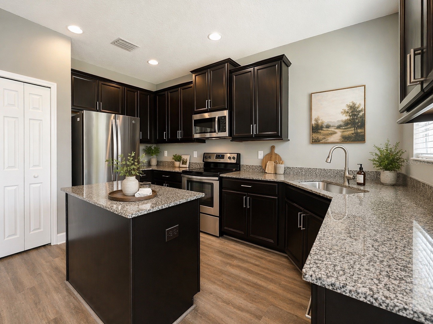 1852 Tallulah Terrace Wesley Chapel FL 33543 TB8499472 image4