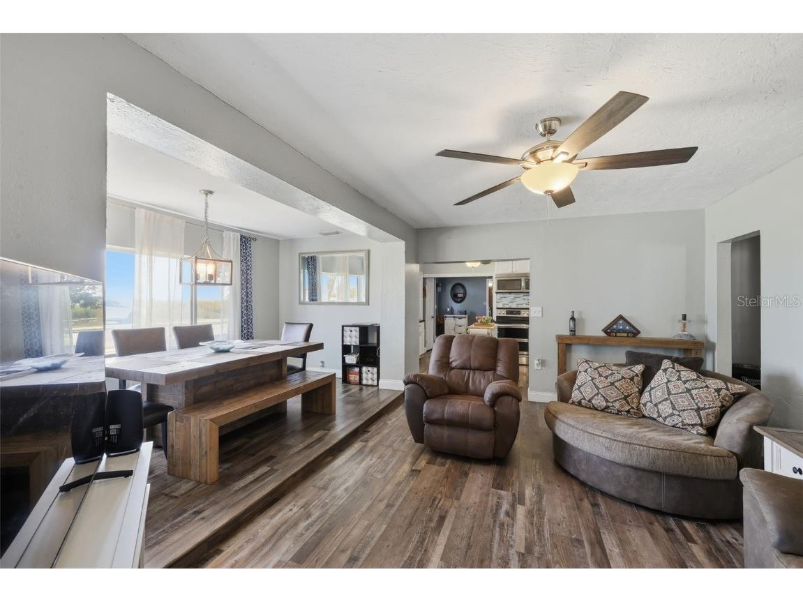 1852 W Lake Parker Drive Lakeland FL 33805 TB8449882 image11