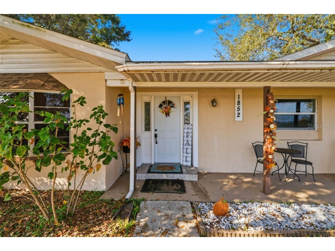 1852 W Lake Parker Drive Lakeland FL 33805 TB8449882 image2