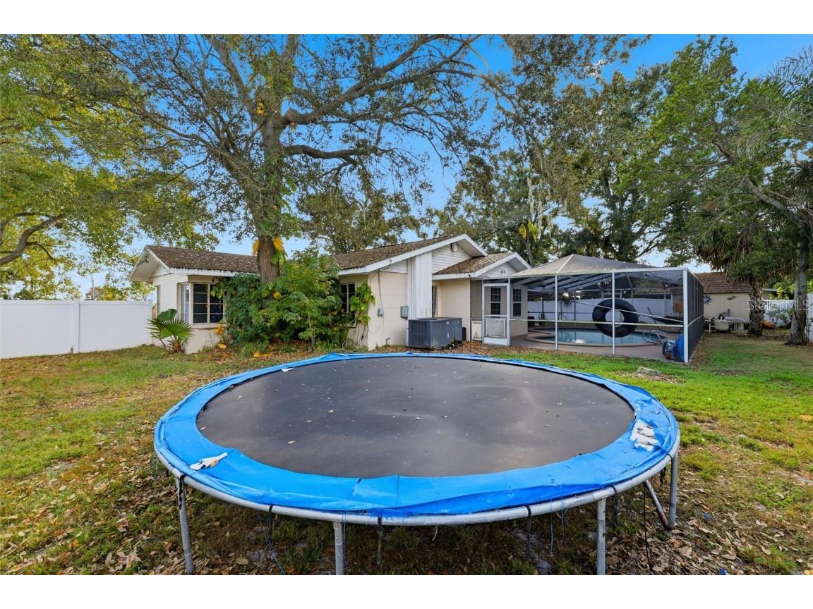 1852 W Lake Parker Drive Lakeland FL 33805 TB8449882 image25
