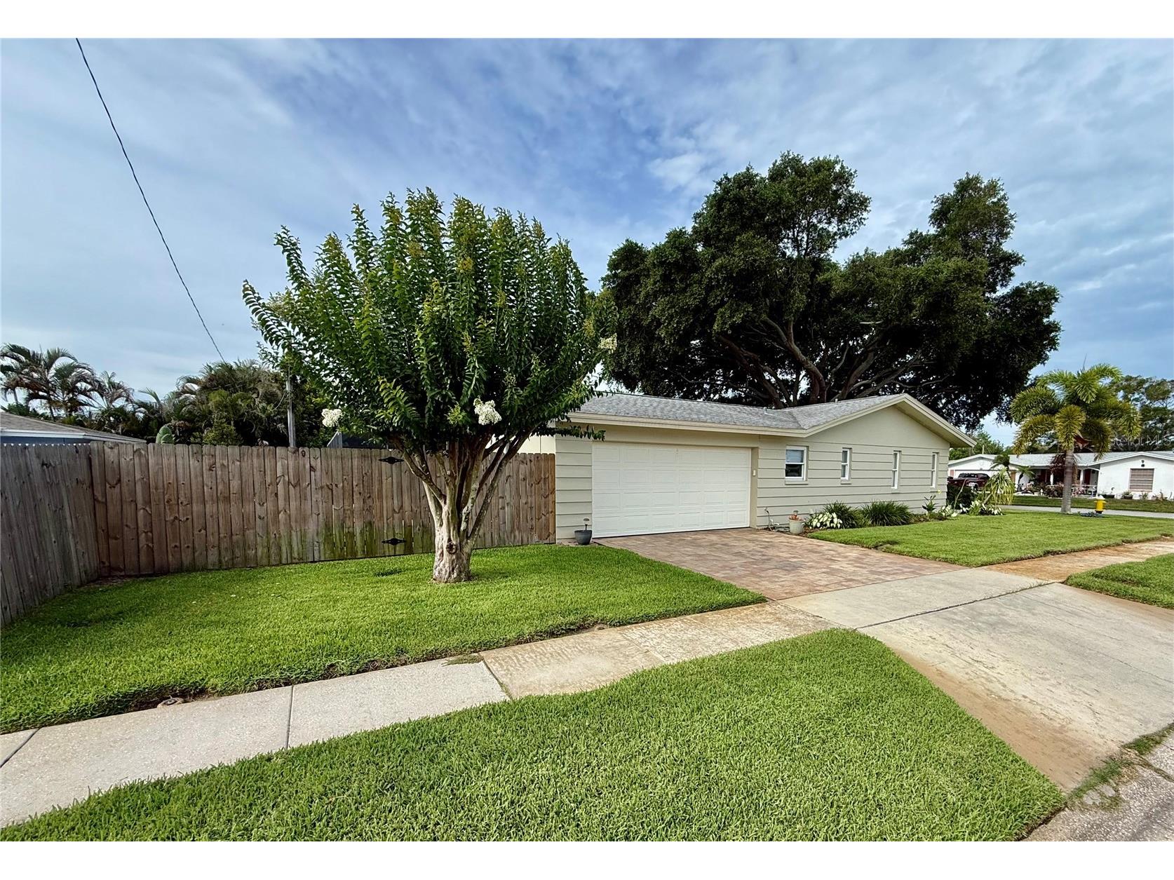 1853 Paradise Lane Clearwater FL 33756 TB8515076 image4