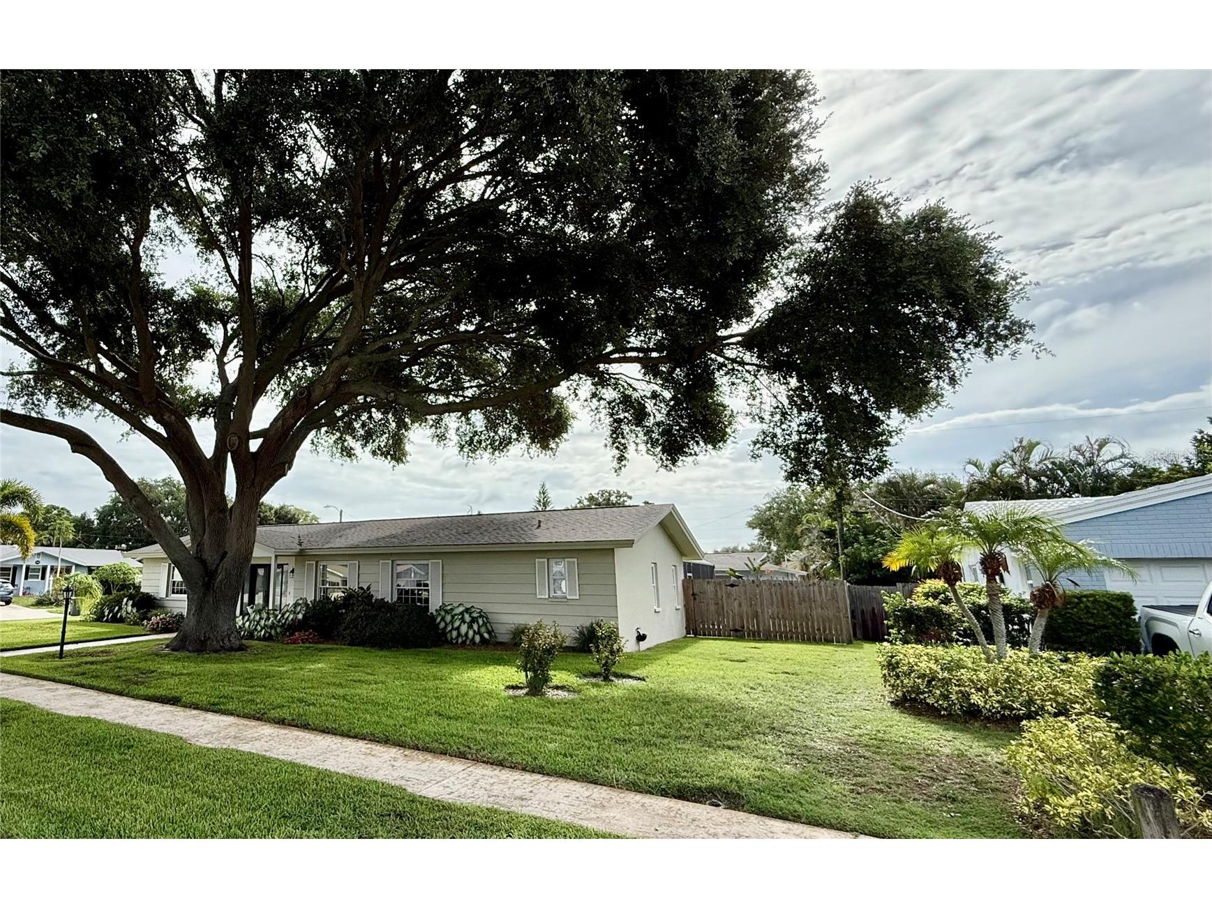 1853 Paradise Lane Clearwater FL 33756 TB8515076 image6