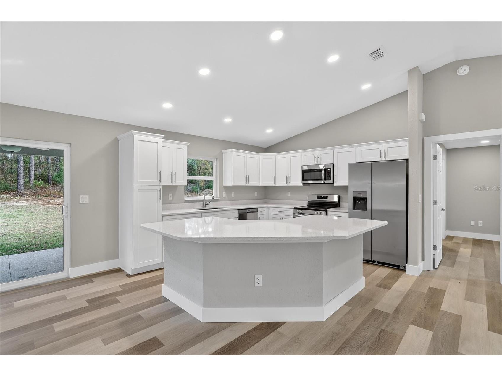 1853 W Oliver Drive Citrus Springs FL 34434 OM724945 image7