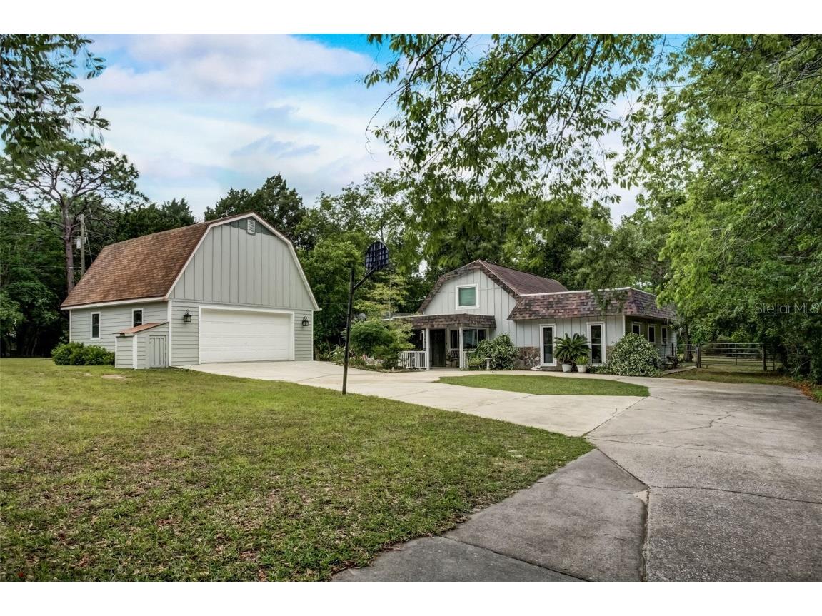 18535 Wellborn Lane Shady Hills FL 34610 W7864182 image1