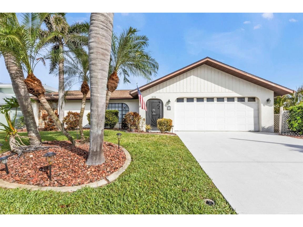 18536 Alphonse Circle Port Charlotte FL 33948 - COUNTRYMAN WATERWAY C7505383 image1