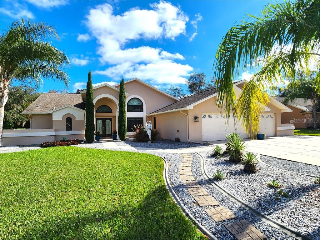 18536 Winding Oaks Boulevard Hudson FL 34667 W7860344 image1