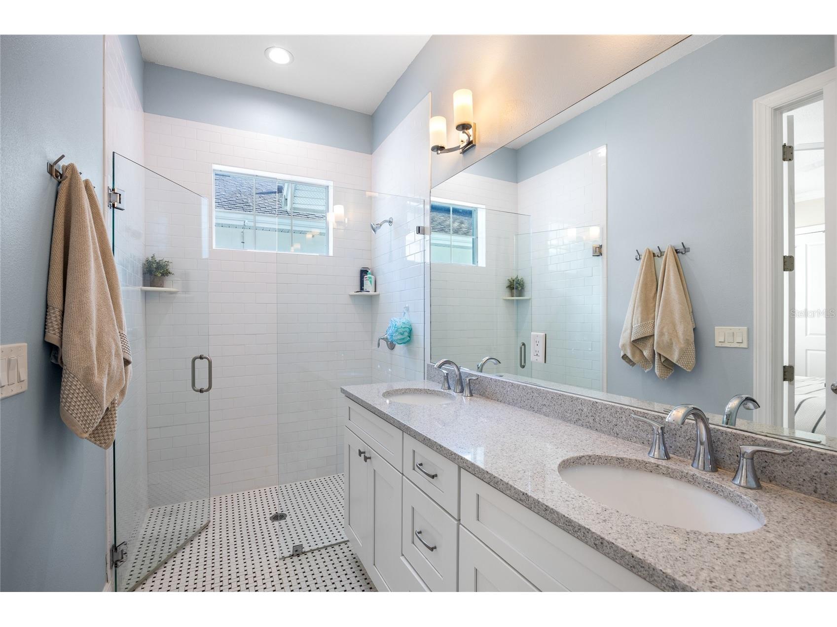 1854 13th Avenue N Saint Petersburg FL 33713 TB8461201 image18