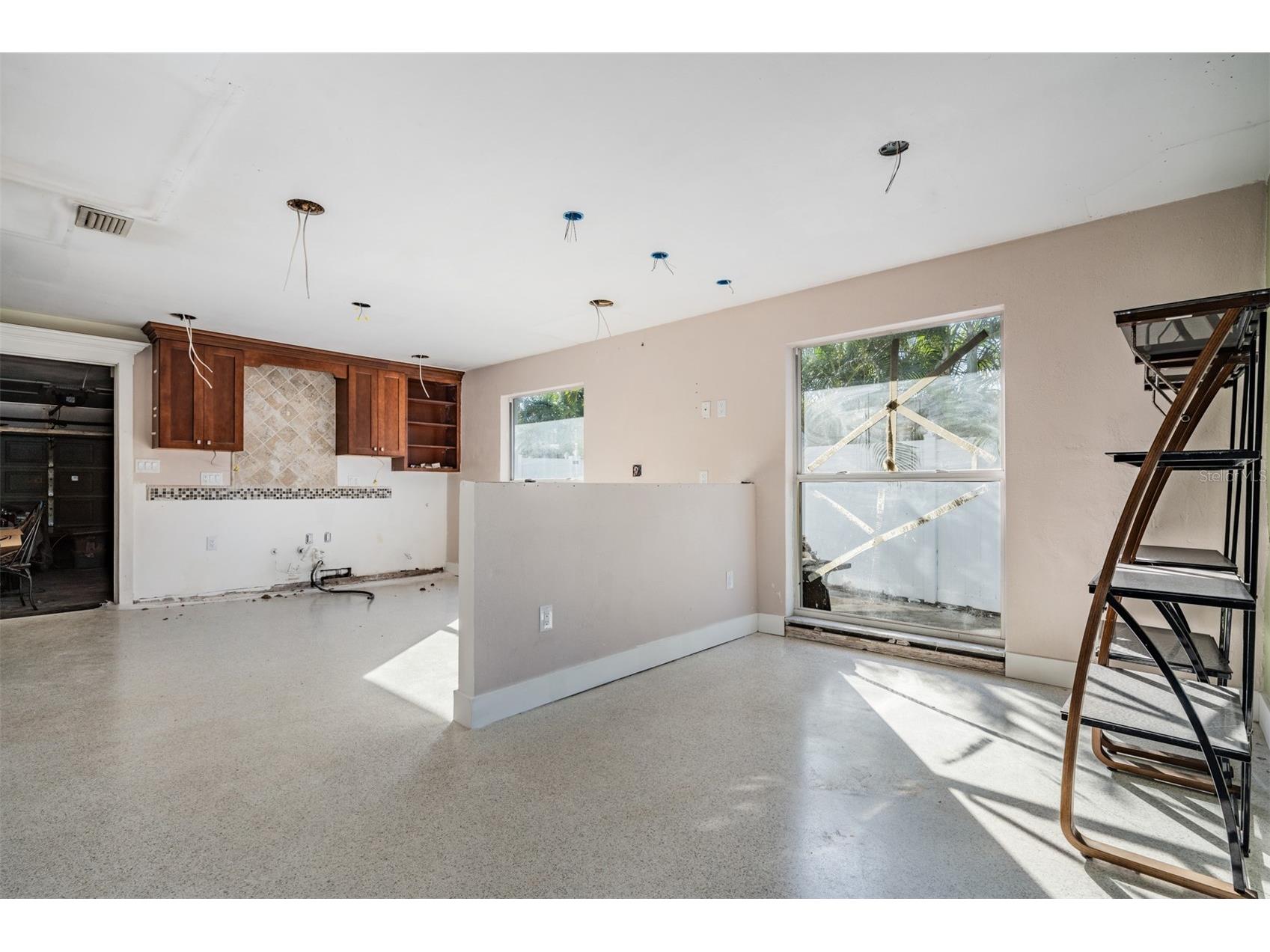 1854 Dolphin Boulevard S Saint Petersburg FL 33707 - BOCA CIEGA BAY TB8462040 image14