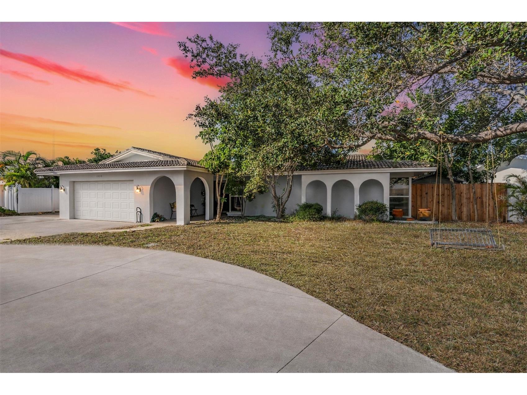 1854 Dolphin Boulevard S Saint Petersburg FL 33707 - BOCA CIEGA BAY TB8462040 image2