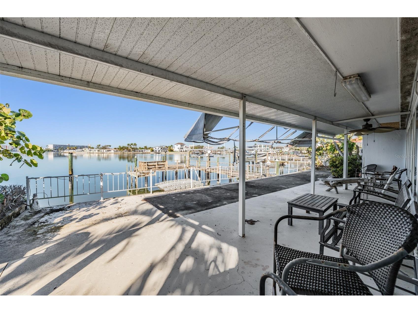 1854 Dolphin Boulevard S Saint Petersburg FL 33707 - BOCA CIEGA BAY TB8462040 image25