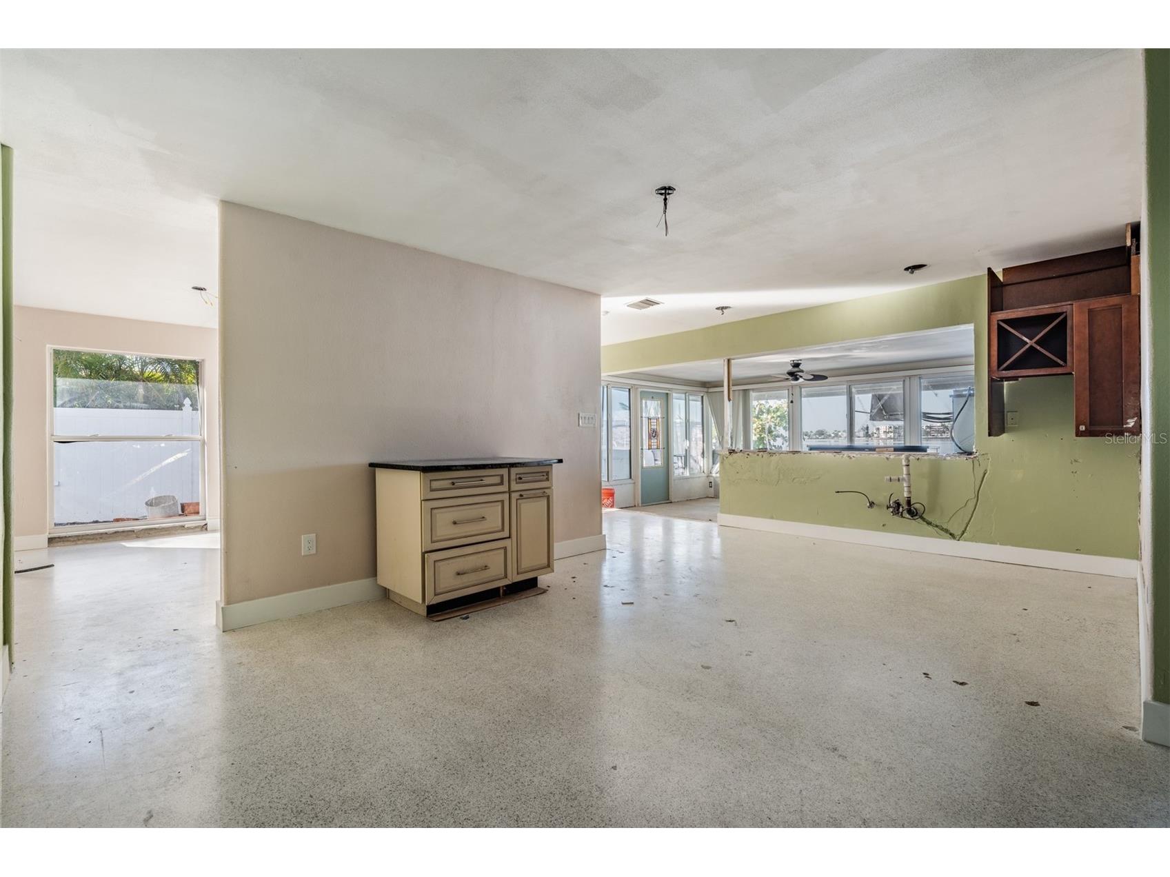 1854 Dolphin Boulevard S Saint Petersburg FL 33707 - BOCA CIEGA BAY TB8462040 image9