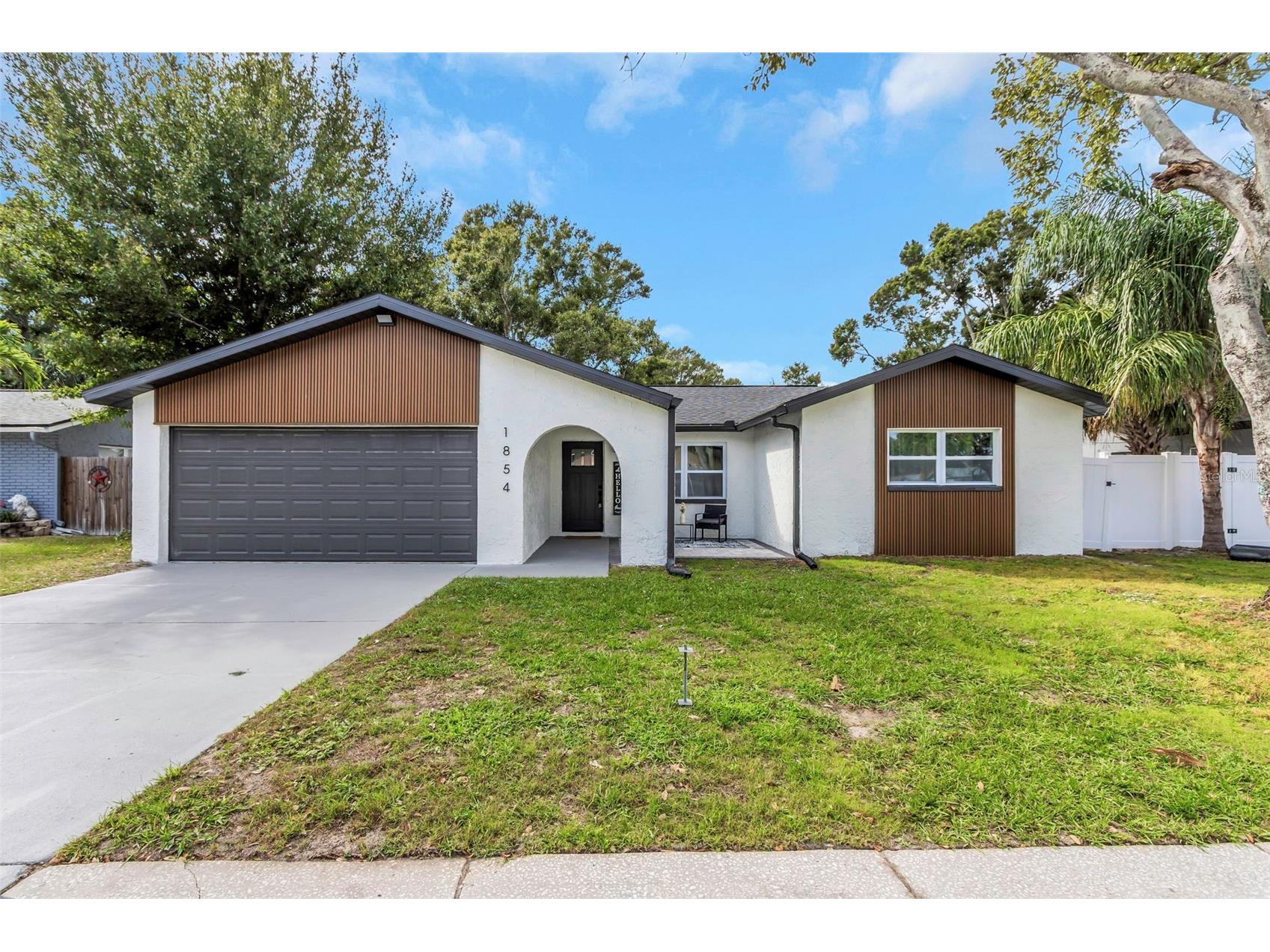 1854 Elaine Drive Clearwater FL 33760 TB8443393 image1