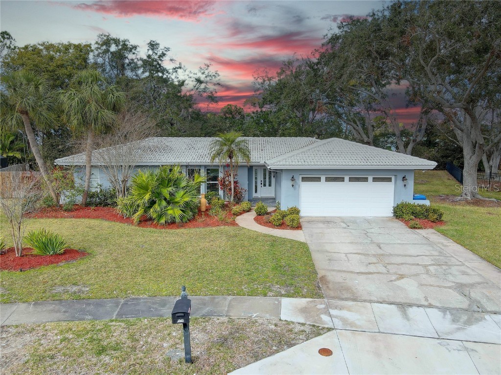 1854 Wateroak Drive W Clearwater FL 33764 TB8349438 image1