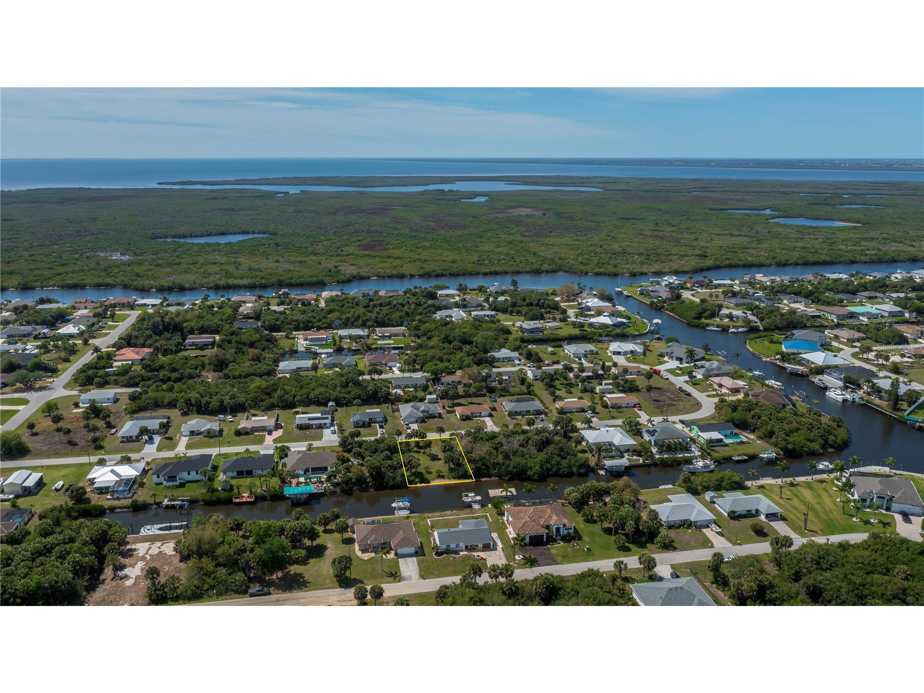 18546 Ashcroft Circle Port Charlotte FL 33948 - KERRVILLE WATERWAY C7523745 image1