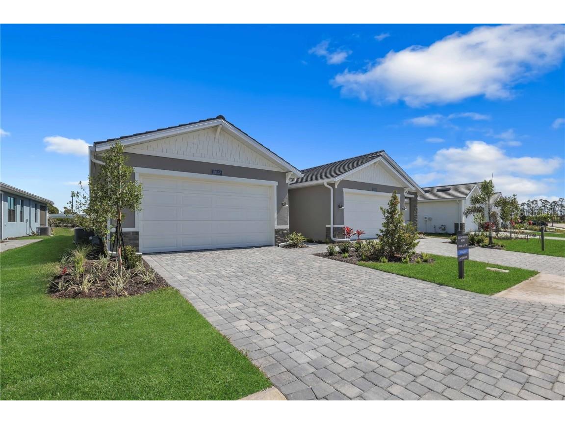 18548 Dayspring Place Venice FL 34293 A4589226 image1