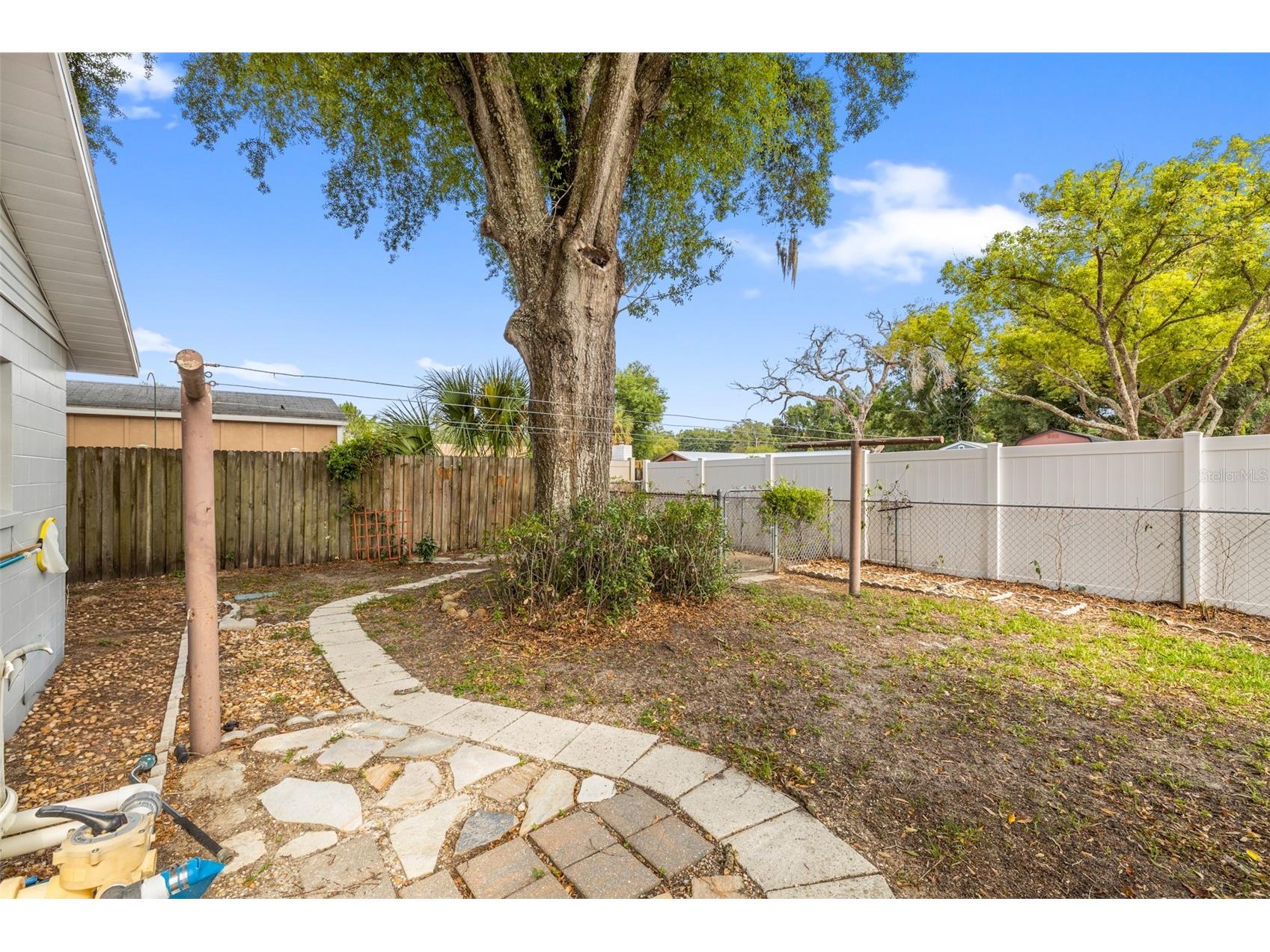 1855 Kim Acres Lane Dover FL 33527 TB8508211 image40