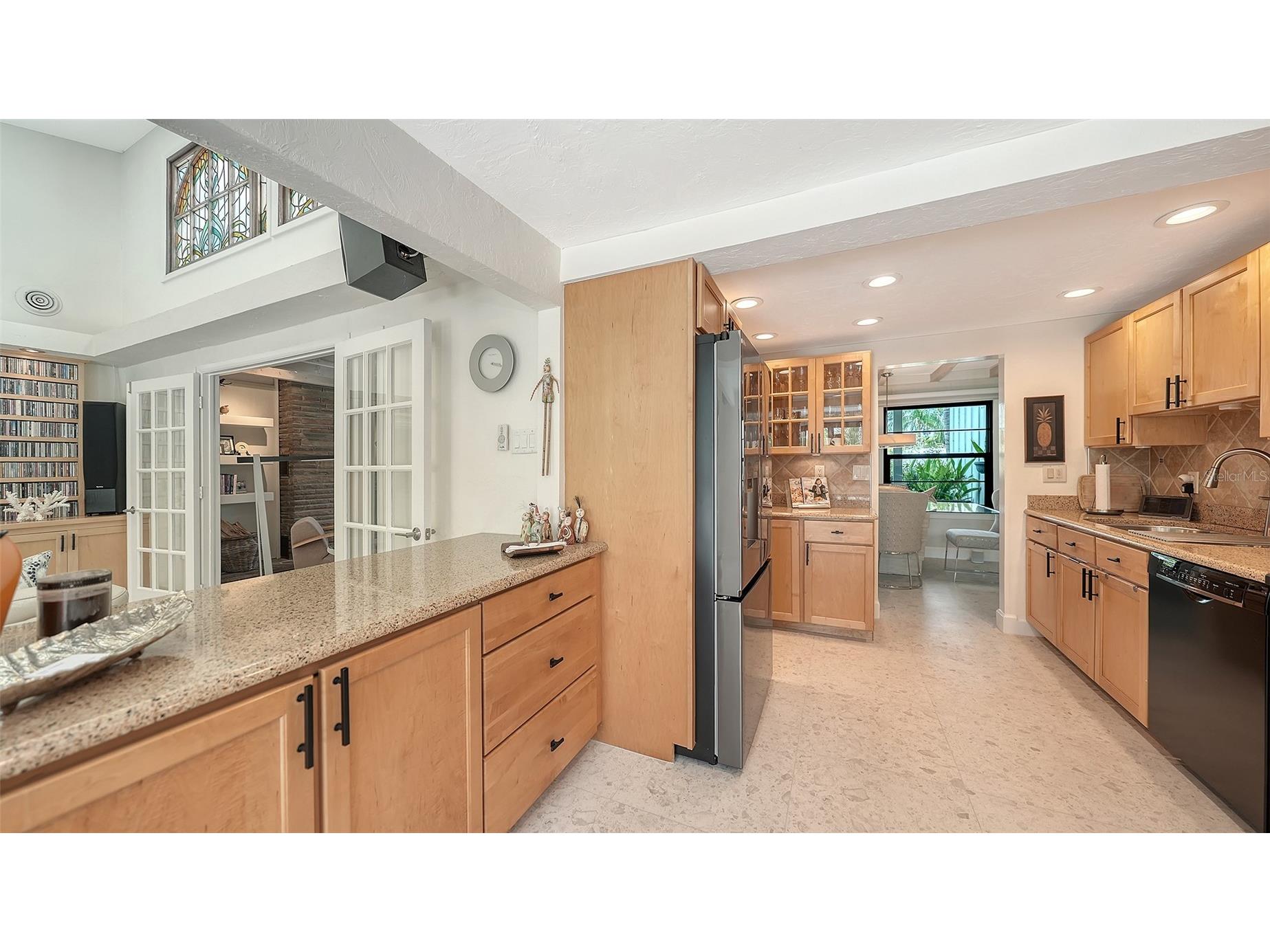 1855 Sherwood Street Sarasota FL 34231 A4685955 image16