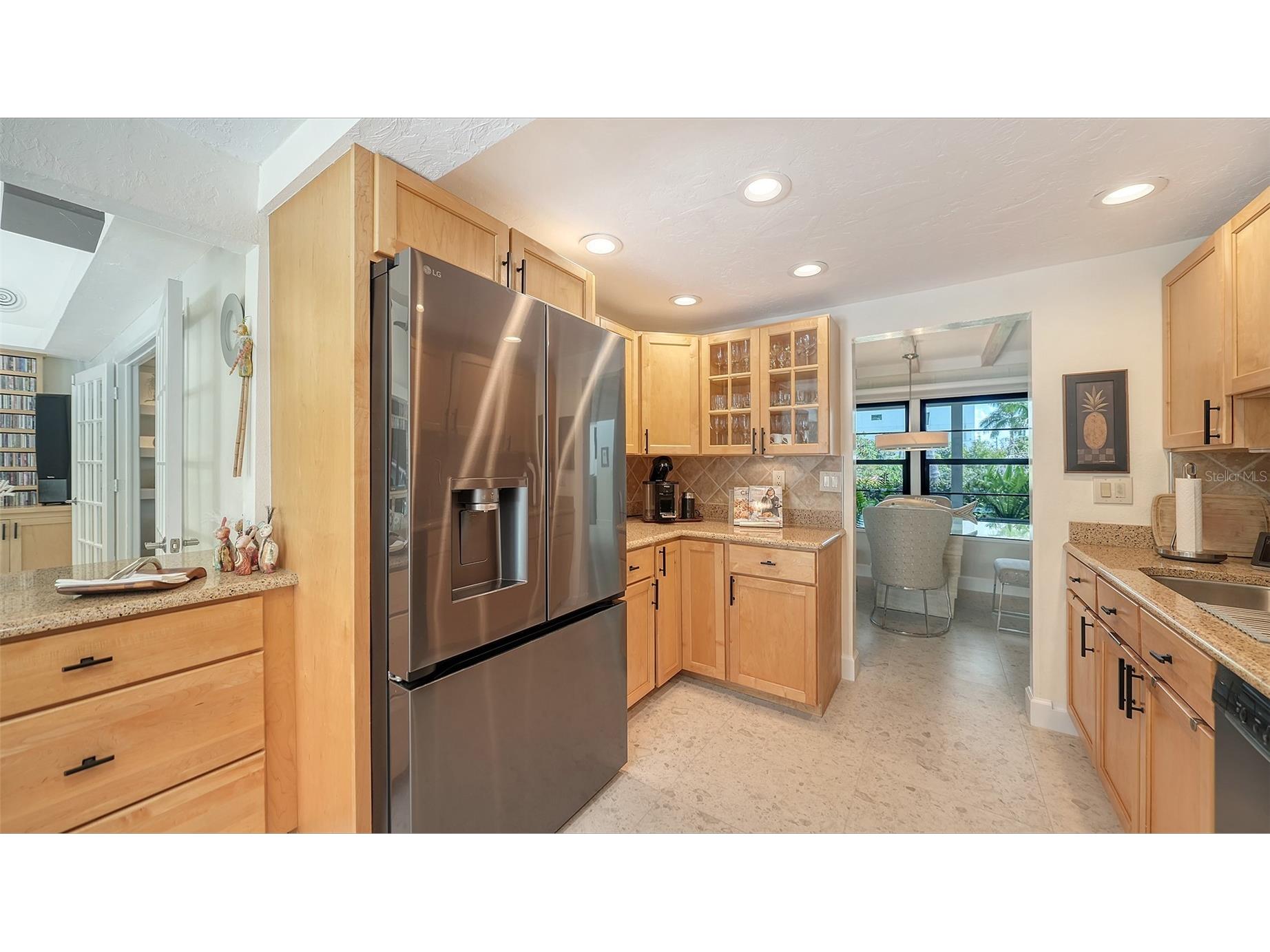 1855 Sherwood Street Sarasota FL 34231 A4685955 image17