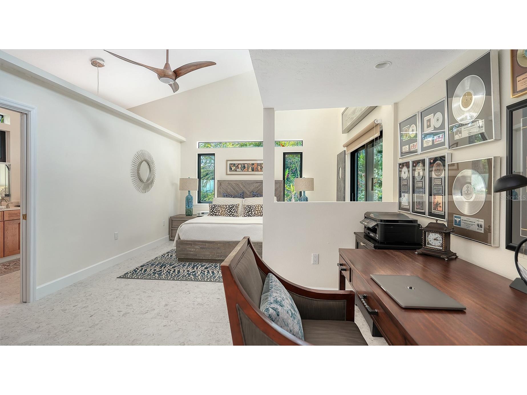 1855 Sherwood Street Sarasota FL 34231 A4685955 image26