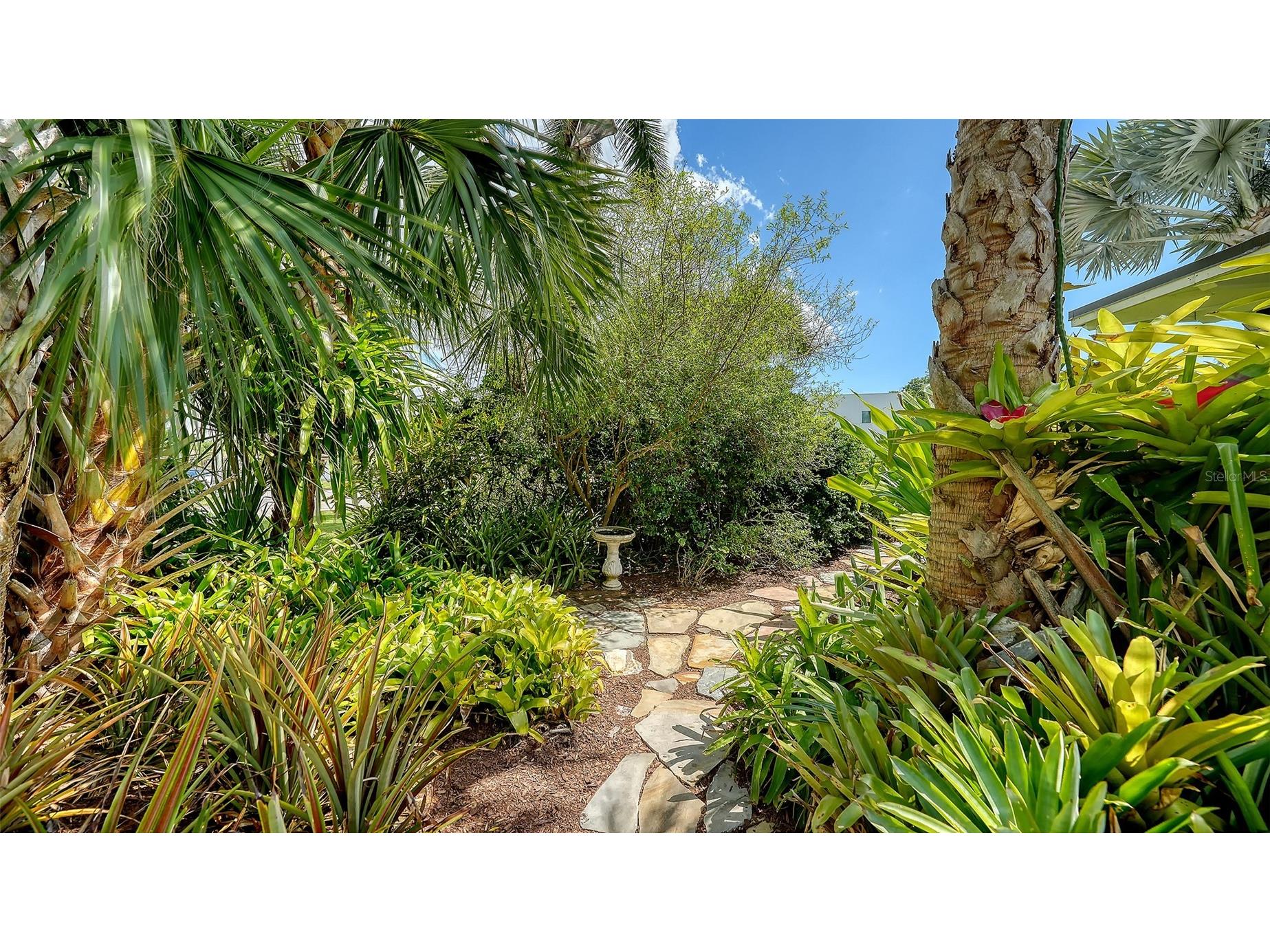 1855 Sherwood Street Sarasota FL 34231 A4685955 image49