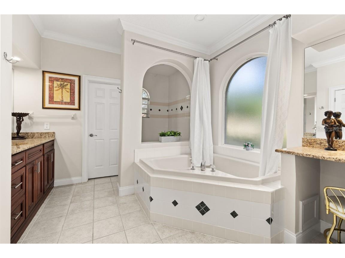 1855 Vista Royale Boulevard Orlando FL 32835 O6308393 image32