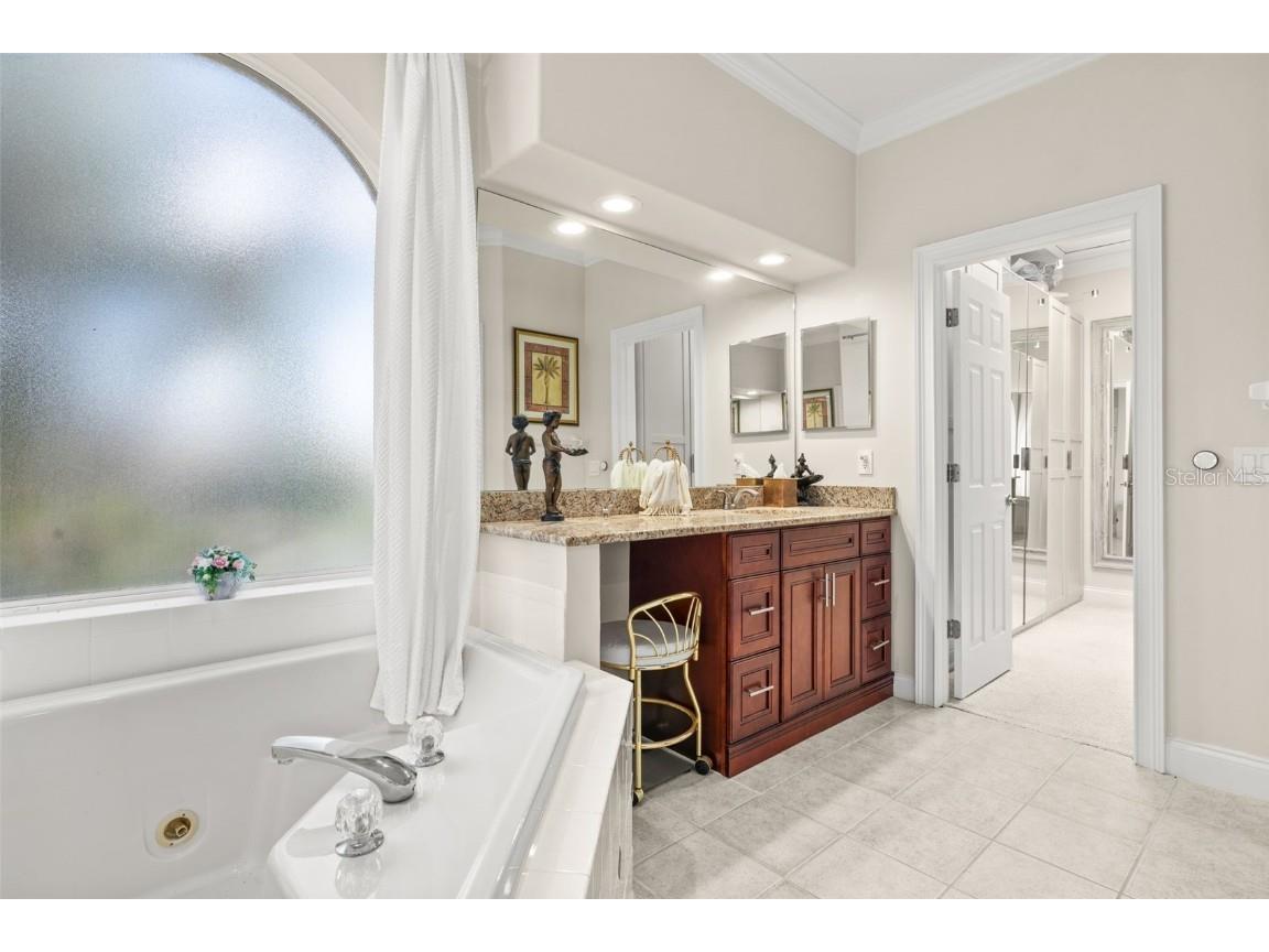 1855 Vista Royale Boulevard Orlando FL 32835 O6308393 image34