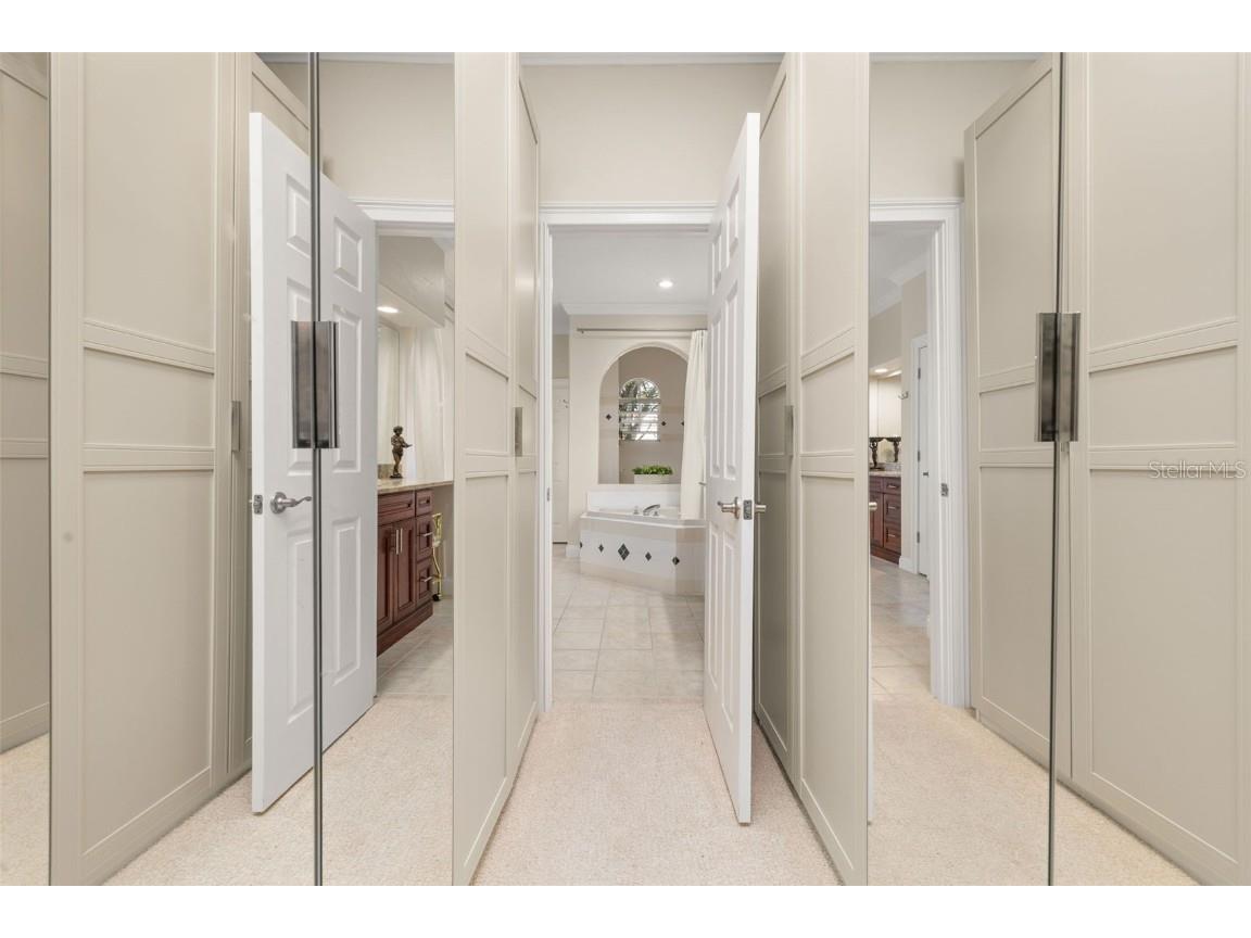 1855 Vista Royale Boulevard Orlando FL 32835 O6308393 image36