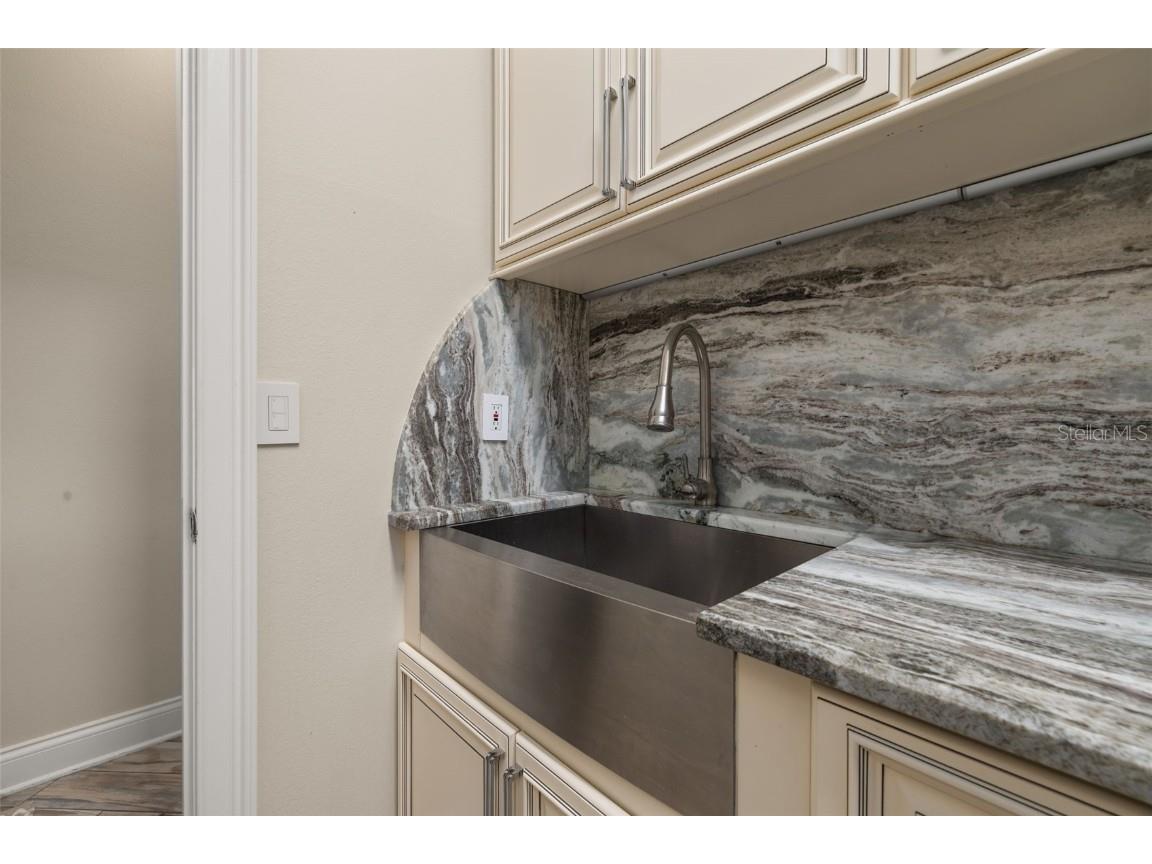 1855 Vista Royale Boulevard Orlando FL 32835 O6308393 image44