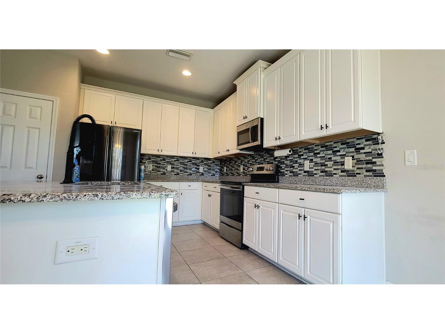 18558 Cortes Creek Boulevard Spring Hill FL 34610 W7876584 image13