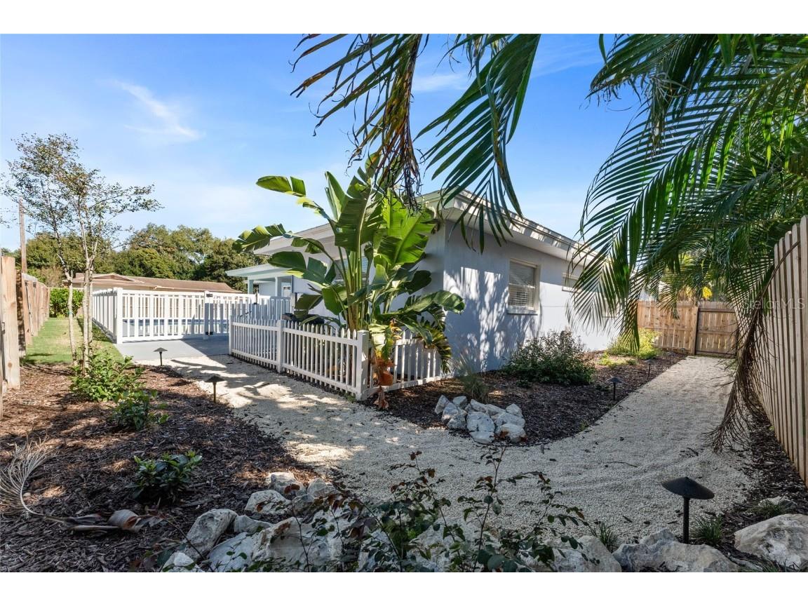 1856 Cameo Way Clearwater FL 33756 TB8452652 image37