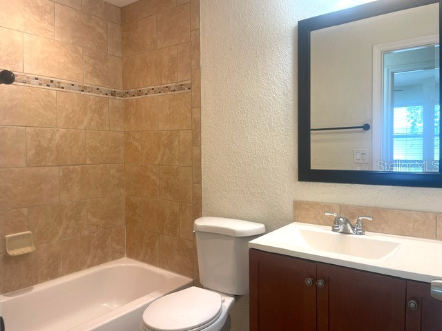 1856 Debbie Street #UNIT A Sarasota FL 34231 A4675485 image8