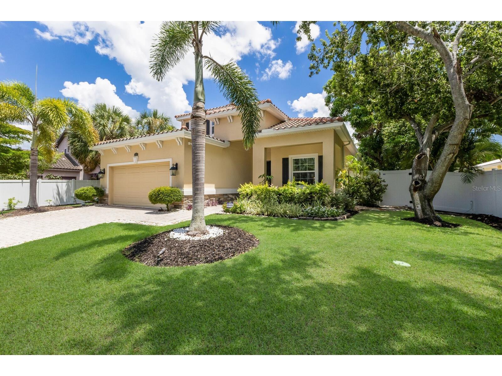 1856 Hyde Park Street Sarasota FL 34239 A4679473 image1