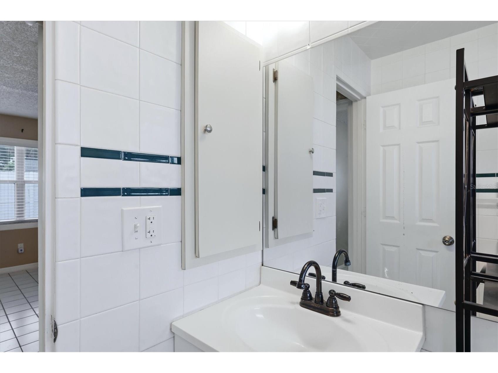 1856 Marbeth Street Sarasota FL 34231 A4694543 image23