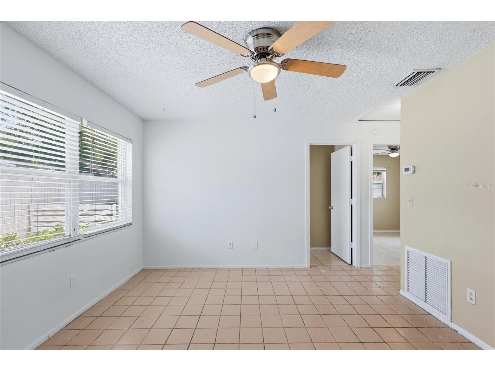 1856 Marbeth Street Sarasota FL 34231 A4694543 image29
