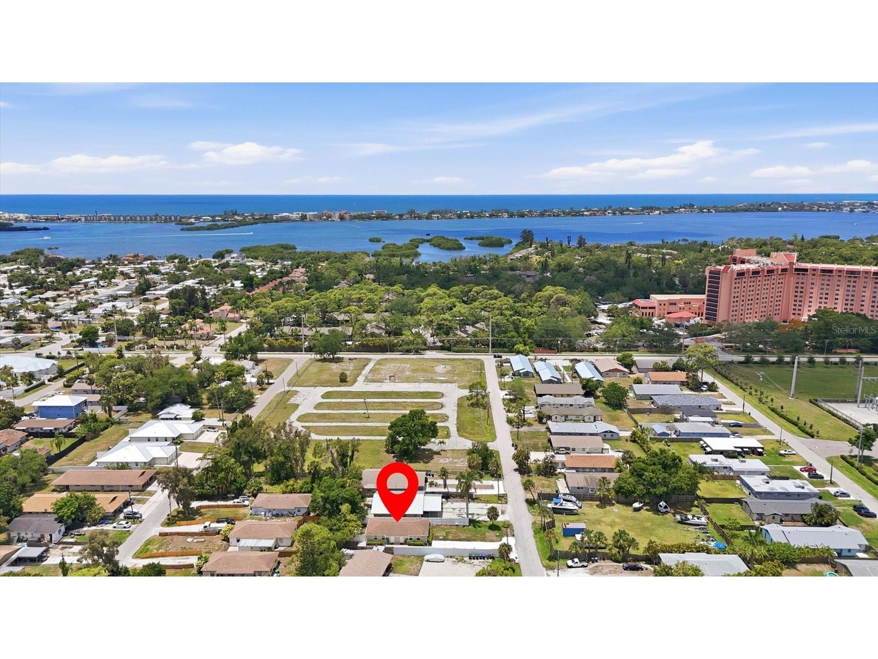 1856 Marbeth Street Sarasota FL 34231 A4694543 image3