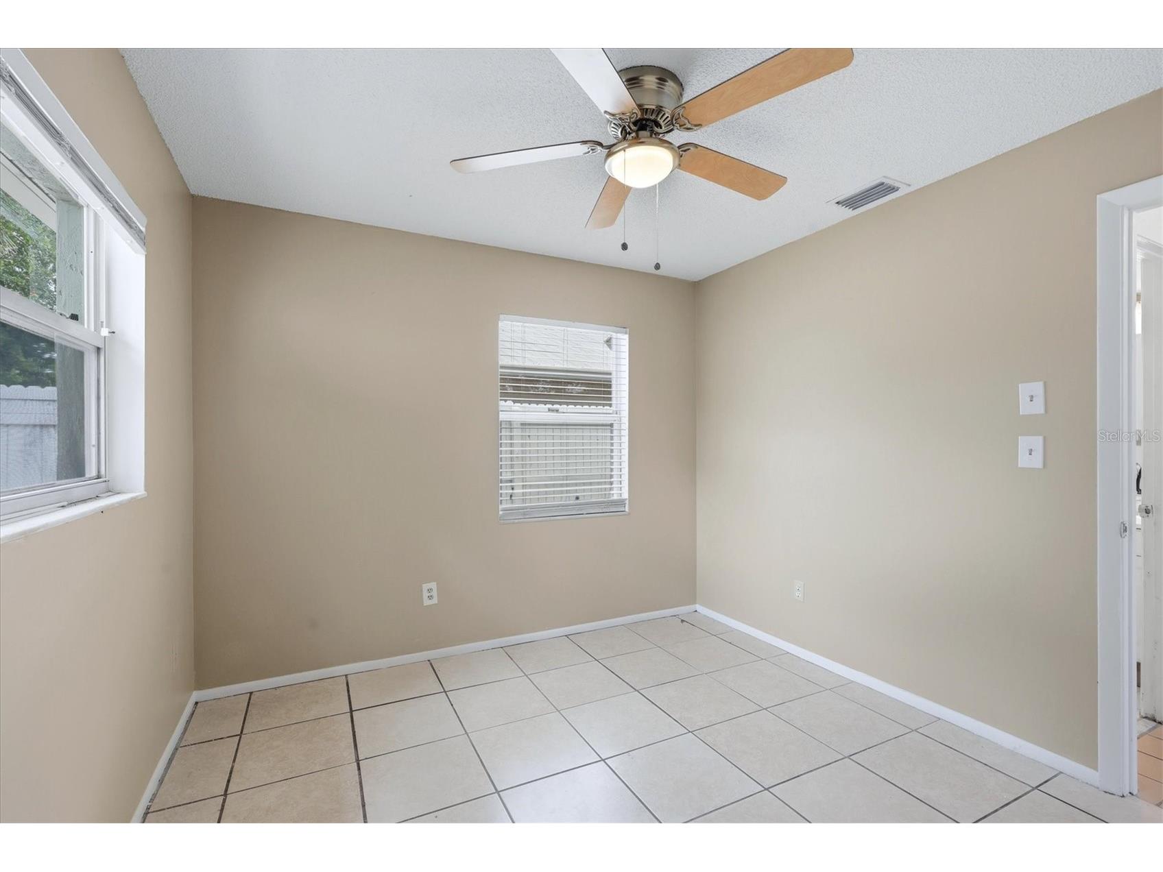 1856 Marbeth Street Sarasota FL 34231 A4694543 image39
